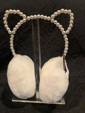 White Pearl Cat Ear Fuzzy Earmuffs